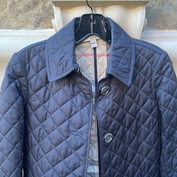 BURBERRY Women’s Short Jacket. Color Black. SZ XS TP - Picture 2 of 11